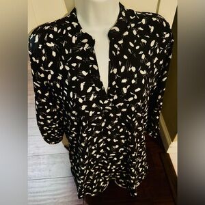 Lush Black/Ivory Sheer Button Down Blouse Sleeves go from 3/4 to Long SZ L NWOT